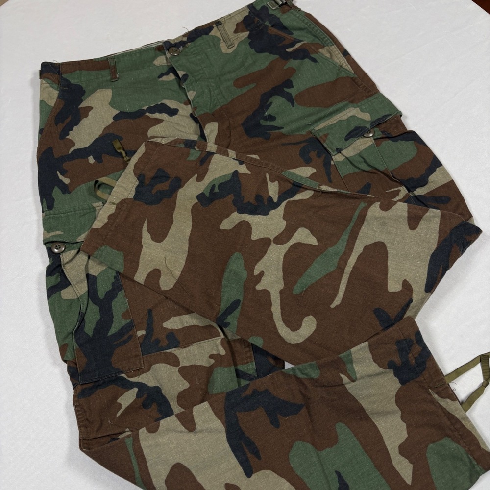Vtg US Military Woodland Camo BDU Cargo Pants Trousers Medium 8415-01-084-1713